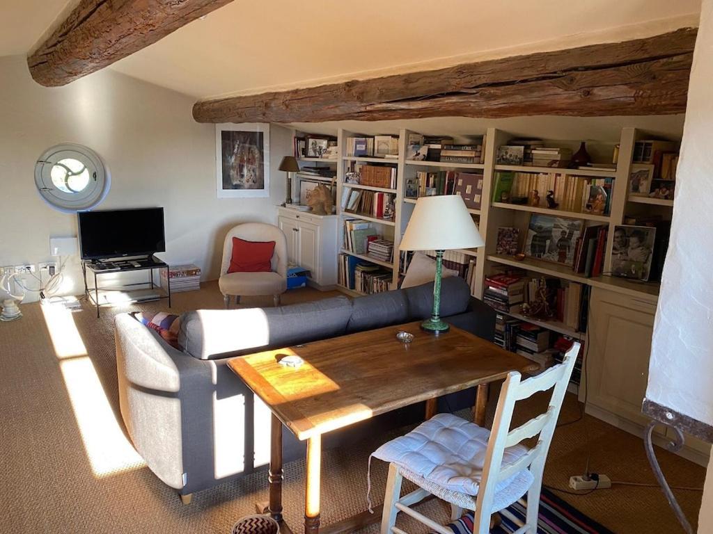 In Gordes, Facing The Entire Luberon Park A Beautiful 5 Bedrooms House Exterior photo