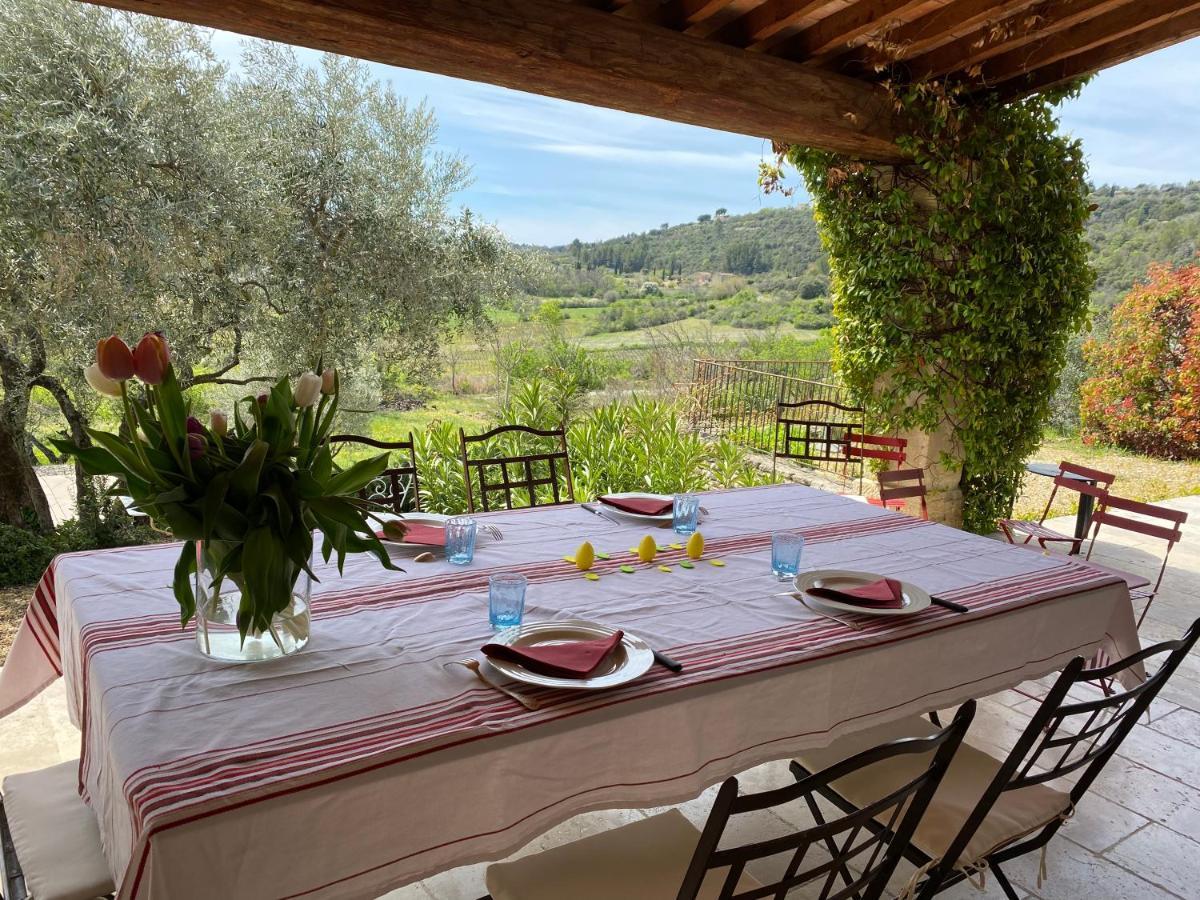 In Gordes, Facing The Entire Luberon Park A Beautiful 5 Bedrooms House Exterior photo